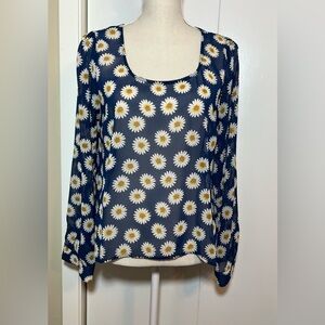 Miss Daisy Blouse Women’s size L Blue with Daisy Print Sheer